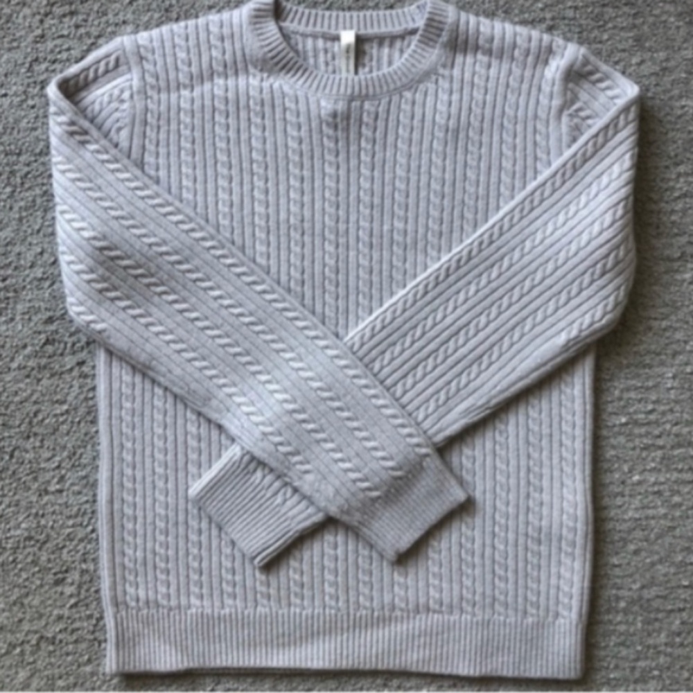 Aritzia/ Babaton Merino Wool Crewneck Sweater.